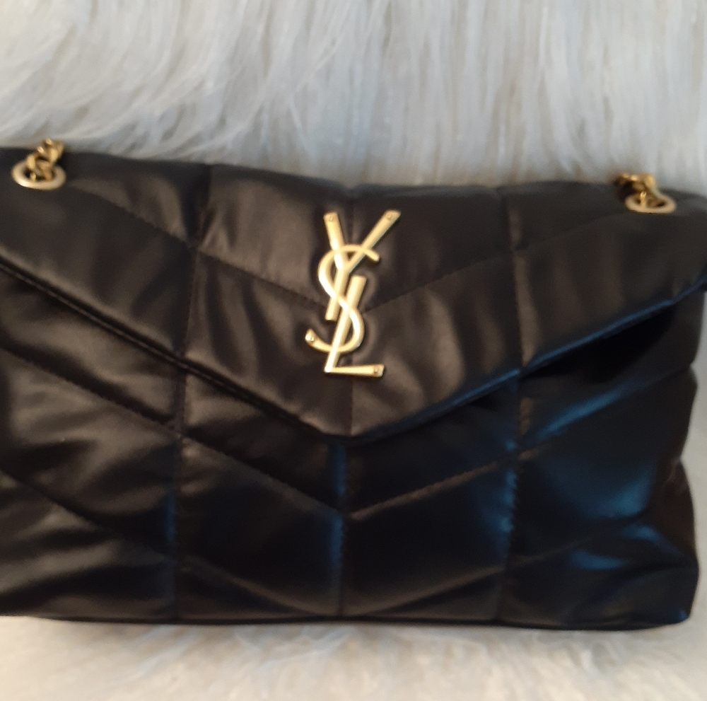 Black Medium Puffer Bag